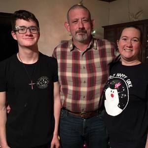 Meet your Posher, Hilary